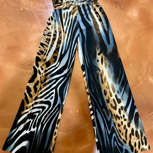 💜BOGO SALE💜 Luz Animal Print Wide-Leg Pants - Picture 2 of 4